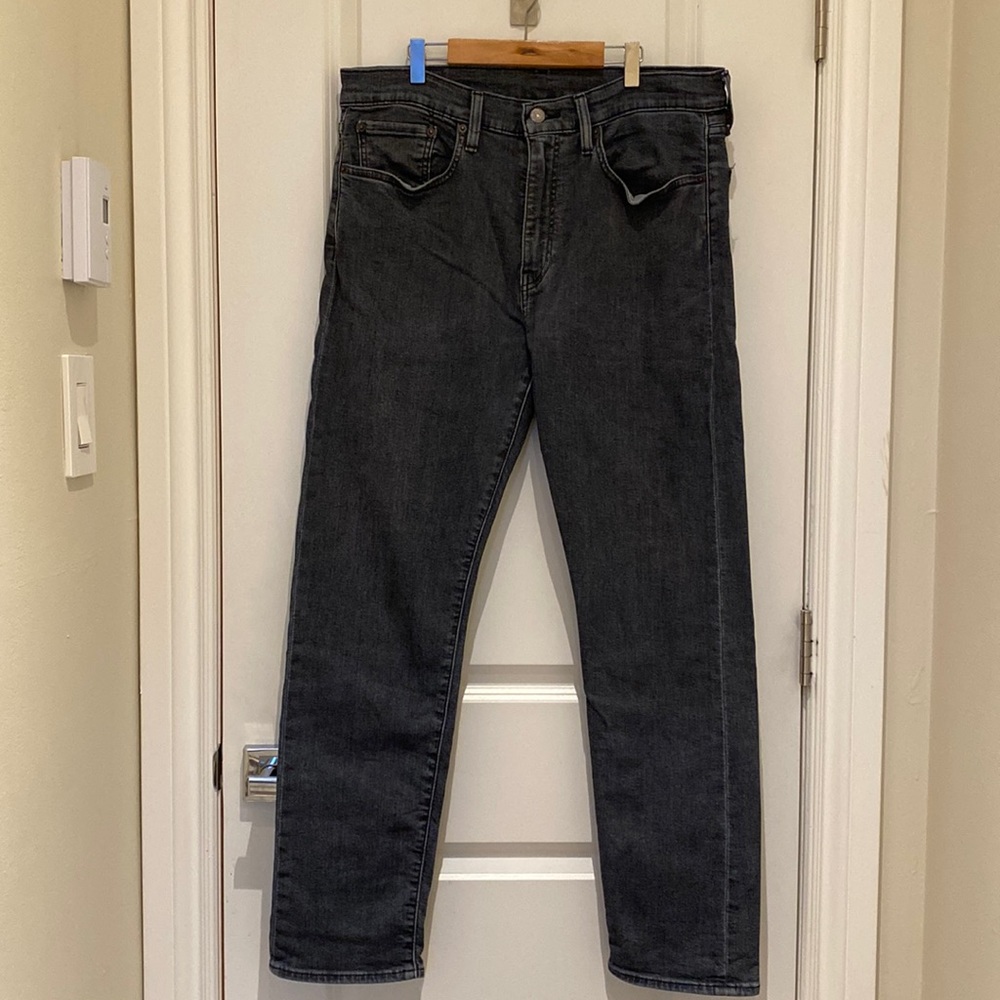 Levi 502 Jeans